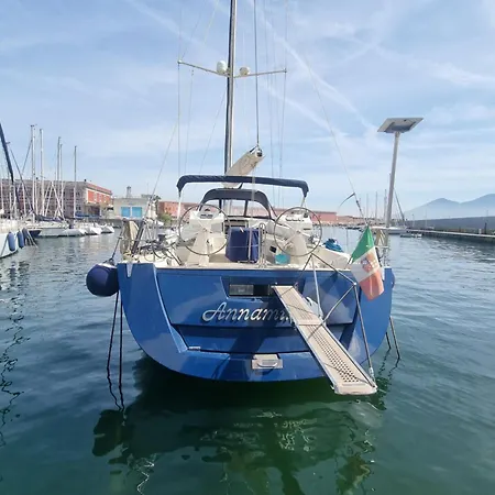 Barca A Vela Procida * Napoli